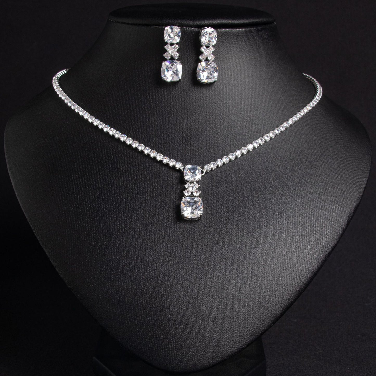 Small Square Bride Collarbone Chain Design Simple Zircon Pendant Earrings